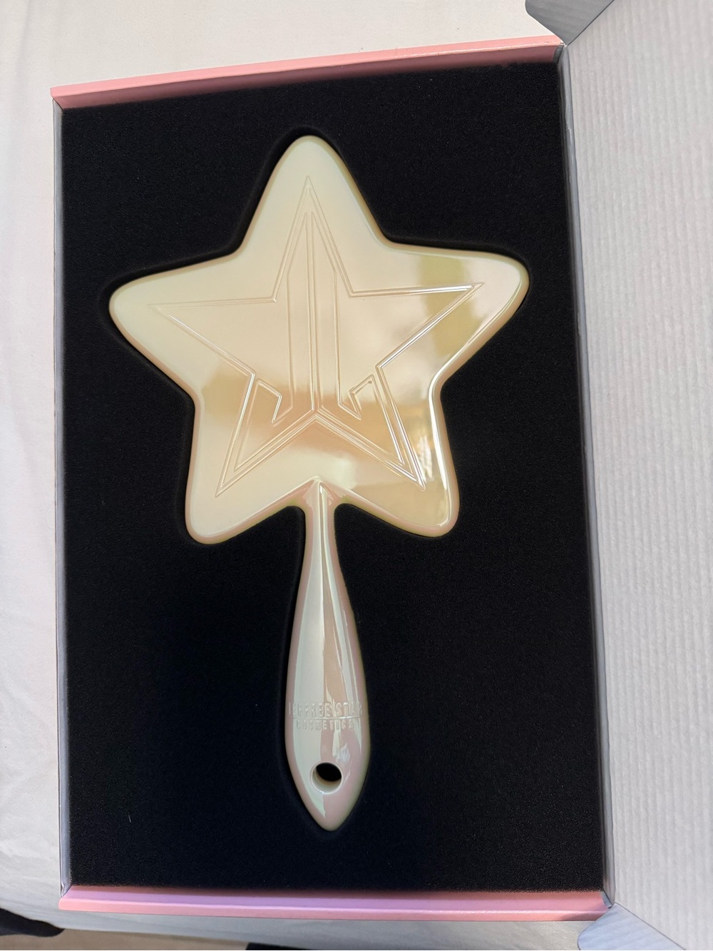 Jeffree Star Iridescent Pearl Star Hand Mirror - Creamy Opalescent